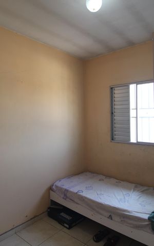 Casa à venda com 220m², 4 quartos e 2 vagasQuarto 1