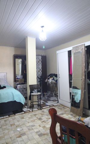 Casa à venda com 220m², 4 quartos e 2 vagasEdícula / quarto