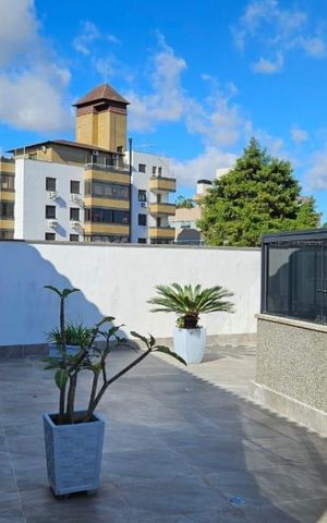 Apartamento à venda com 228m², 3 quartos e 2 vagas Apartamento à venda com 228m², 3 quartos e 2 vagasÁrea comum