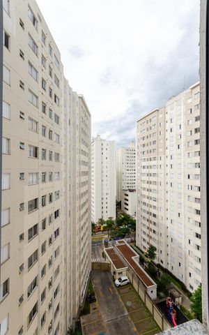 Apartamento à venda com 46m², 2 quartos e 1 vaga Apartamento à venda com 46m², 2 quartos e 1 vagaQuarto - Closet - Janela