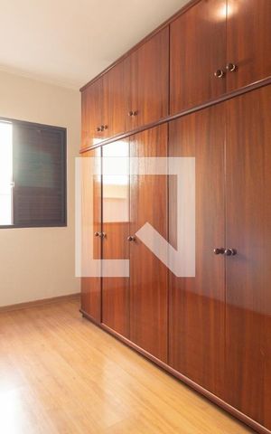 Casa à venda com 1000m², 3 quartos e 8 vagas Casa à venda com 1000m², 3 quartos e 8 vagasquarto 2