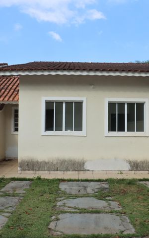 Casa de condomínio para alugar com 77m², 3 quartos e 2 vagasFachada