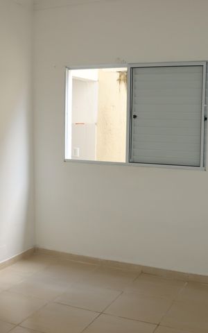Casa de condomínio para alugar com 77m², 3 quartos e 2 vagasQuarto 1