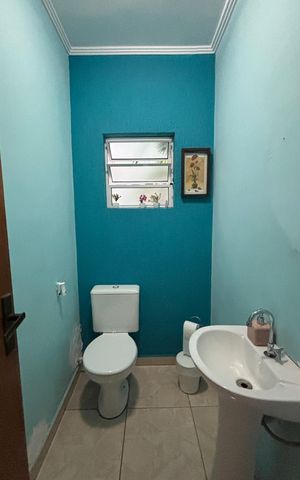 Casa à venda com 178m², 3 quartos e 4 vagas Casa à venda com 178m², 3 quartos e 4 vagasLavabo