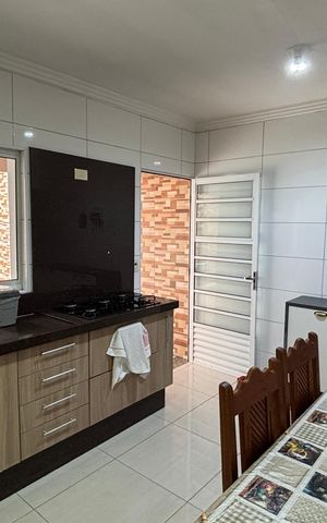 Casa à venda com 178m², 3 quartos e 4 vagas Casa à venda com 178m², 3 quartos e 4 vagasCozinha