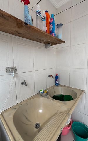 Casa à venda com 178m², 3 quartos e 4 vagas Casa à venda com 178m², 3 quartos e 4 vagasQuintal - Area de Serviço