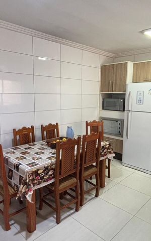 Casa à venda com 178m², 3 quartos e 4 vagas Casa à venda com 178m², 3 quartos e 4 vagasCozinha