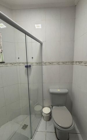 Casa à venda com 178m², 3 quartos e 4 vagas Casa à venda com 178m², 3 quartos e 4 vagasBanheiro da Suíte
