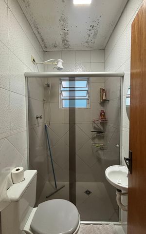 Casa à venda com 178m², 3 quartos e 4 vagas Casa à venda com 178m², 3 quartos e 4 vagasBanheiro