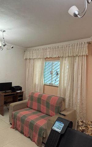 Casa à venda com 178m², 3 quartos e 4 vagas Casa à venda com 178m², 3 quartos e 4 vagasSala