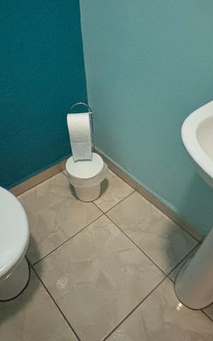 Casa à venda com 178m², 3 quartos e 4 vagas Casa à venda com 178m², 3 quartos e 4 vagasLavabo