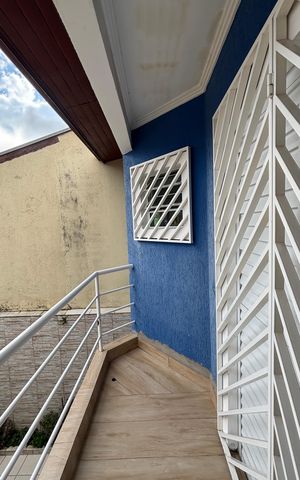 Casa à venda com 178m², 3 quartos e 4 vagas Casa à venda com 178m², 3 quartos e 4 vagasVaranda da Suíte