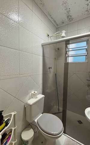 Casa à venda com 178m², 3 quartos e 4 vagas Casa à venda com 178m², 3 quartos e 4 vagasBanheiro