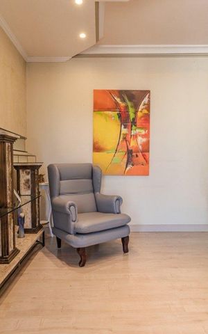 Apartamento para alugar com 159m², 3 quartos e 4 vagas Apartamento para alugar com 159m², 3 quartos e 4 vagasSala