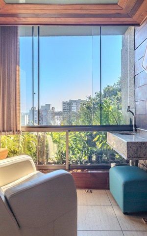 Apartamento para alugar com 159m², 3 quartos e 4 vagas