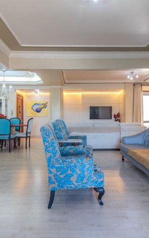 Apartamento para alugar com 159m², 3 quartos e 4 vagas Apartamento para alugar com 159m², 3 quartos e 4 vagasSala