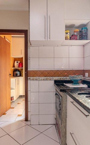 Apartamento para alugar com 159m², 3 quartos e 4 vagas Apartamento para alugar com 159m², 3 quartos e 4 vagasCozinha