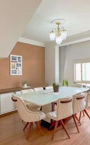 Casa para alugar com 300m², 3 quartos e 4 vagas Casa para alugar com 300m², 3 quartos e 4 vagasSala
