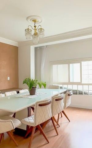 Casa para alugar com 300m², 3 quartos e 4 vagas Casa para alugar com 300m², 3 quartos e 4 vagasSala
