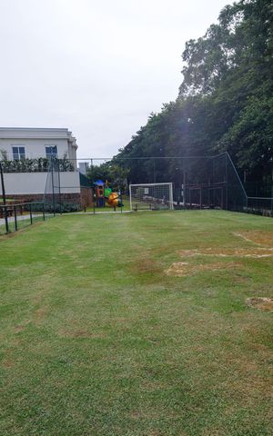 Casa de condomínio para alugar com 302m², 4 quartos e 4 vagas Casa de condomínio para alugar com 302m², 4 quartos e 4 vagasÁrea comum