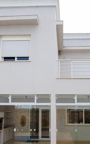 Casa de condomínio para alugar com 302m², 4 quartos e 4 vagas Casa de condomínio para alugar com 302m², 4 quartos e 4 vagasÁrea comum