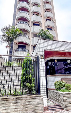 Apartamento para alugar com 127m², 3 quartos e 2 vagasFachada com Plaquinha