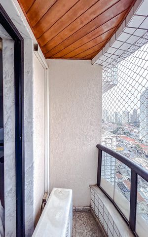 Apartamento para alugar com 127m², 3 quartos e 2 vagasVaranda