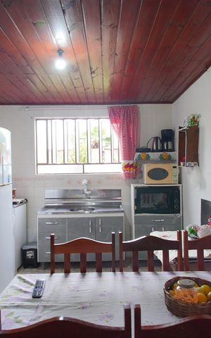 Casa à venda com 77m², 2 quartos e 1 vagaCozinha