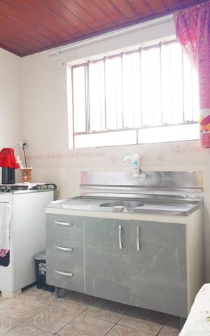 Casa à venda com 77m², 2 quartos e 1 vagaCozinha
