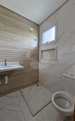 Casa à venda com 110m², 3 quartos e 2 vagas
