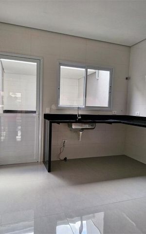 Casa à venda com 110m², 3 quartos e 2 vagas