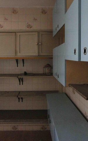 Casa à venda com 240m², 2 quartos e 1 vaga Casa à venda com 240m², 2 quartos e 1 vagaCozinha