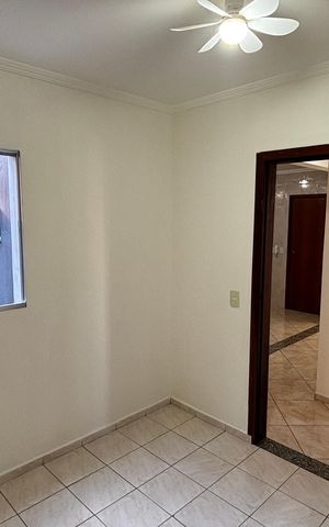 Apartamento à venda com 74m², 3 quartos e 2 vagasQuarto 2