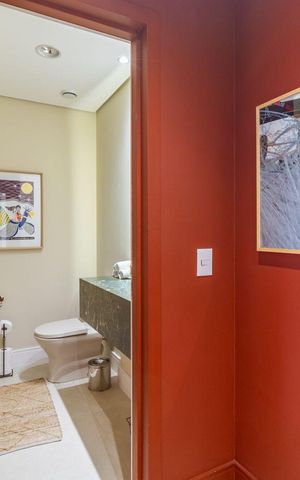 Apartamento à venda com 221m², 4 quartos e 5 vagasLavabo