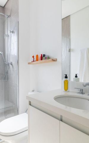 Apartamento à venda com 221m², 4 quartos e 5 vagasSuíte 4 banheiro