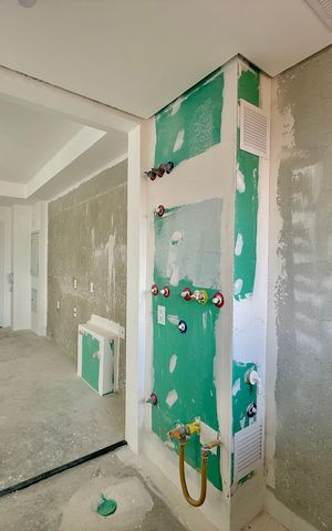 Apartamento à venda com 151m², 3 quartos e 2 vagas Apartamento à venda com 151m², 3 quartos e 2 vagasÁrea de Serviço