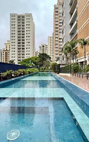 Apartamento à venda com 151m², 3 quartos e 2 vagas Apartamento à venda com 151m², 3 quartos e 2 vagasPiscina