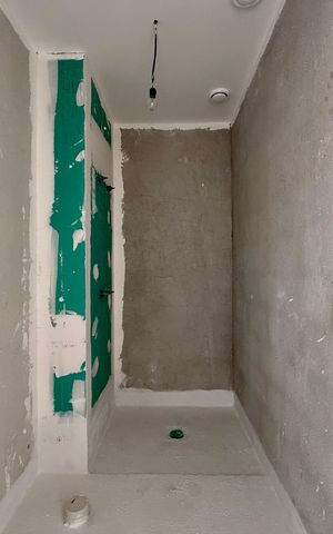 Apartamento à venda com 151m², 3 quartos e 2 vagas Apartamento à venda com 151m², 3 quartos e 2 vagasBanheiro Suíte 1