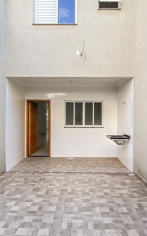 Casa à venda com 126m², 2 quartos e 2 vagas Casa à venda com 126m², 2 quartos e 2 vagasÁrea de Serviço
