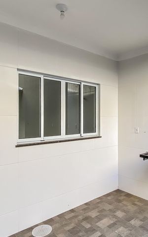 Casa à venda com 126m², 2 quartos e 2 vagas Casa à venda com 126m², 2 quartos e 2 vagasÁrea de Serviço