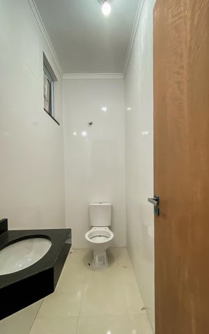 Casa à venda com 126m², 2 quartos e 2 vagas Casa à venda com 126m², 2 quartos e 2 vagasLavabo