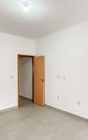 Casa à venda com 126m², 2 quartos e 2 vagas Casa à venda com 126m², 2 quartos e 2 vagasSuite 1