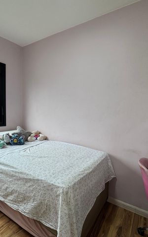 Apartamento à venda com 72m², 3 quartos e 3 vagas Apartamento à venda com 72m², 3 quartos e 3 vagasQuarto 2