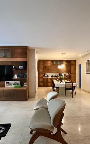Apartamento à venda com 190m², 3 quartos e 1 vaga Apartamento à venda com 190m², 3 quartos e 1 vagaSala