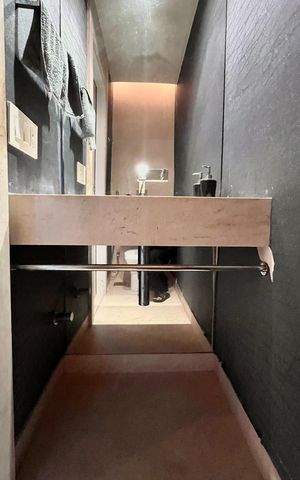 Apartamento à venda com 190m², 3 quartos e 1 vaga Apartamento à venda com 190m², 3 quartos e 1 vagaLavabo