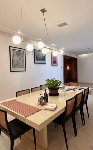 Apartamento à venda com 190m², 3 quartos e 1 vaga Apartamento à venda com 190m², 3 quartos e 1 vagaSala de Jantar