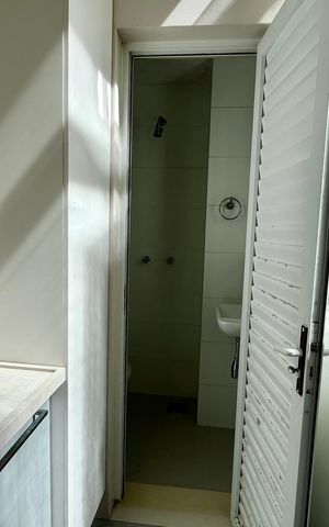 Apartamento à venda com 190m², 3 quartos e 1 vaga Apartamento à venda com 190m², 3 quartos e 1 vagaBanheiro de serviço