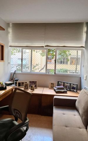 Apartamento à venda com 190m², 3 quartos e 1 vaga Apartamento à venda com 190m², 3 quartos e 1 vagaEscritório