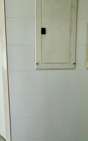 Apartamento à venda com 190m², 3 quartos e 1 vaga Apartamento à venda com 190m², 3 quartos e 1 vagaÁrea de Serviço