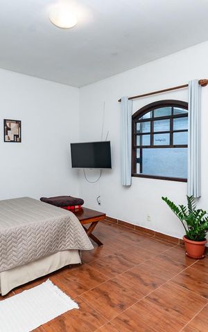 Casa à venda com 250m², 2 quartos e 2 vagas Casa à venda com 250m², 2 quartos e 2 vagasQuarto 2